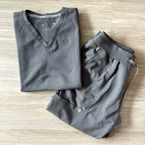 Fabletics Grey Jogger Scrub Set